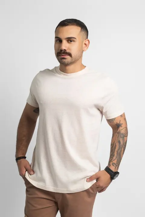 Remera Liberato Basics Regular Fit Marfil